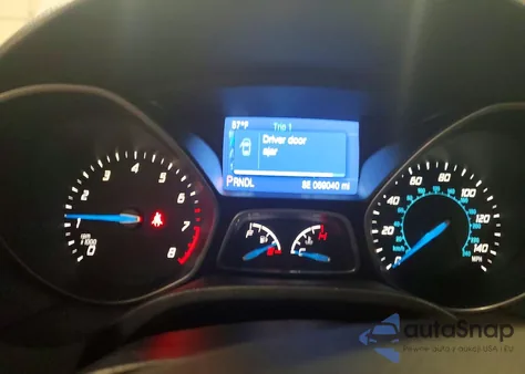 2014 Ford Focus Se z USA, uszkodzony, nr VIN 1FADP3F20EL254245